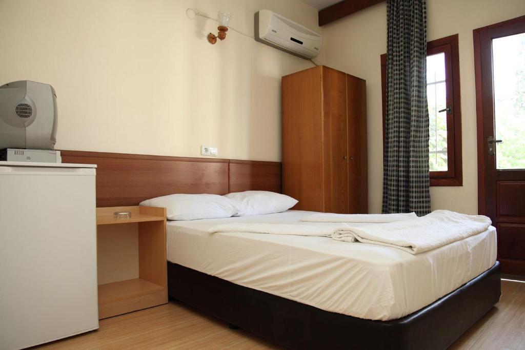 Tug Hotel Kusadasi Luaran gambar